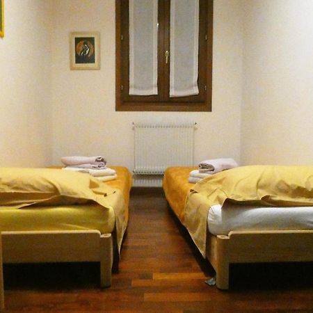 Mamma Mia On Ground Floor With Private Parking Tv-Venice 트레비소 외부 사진
