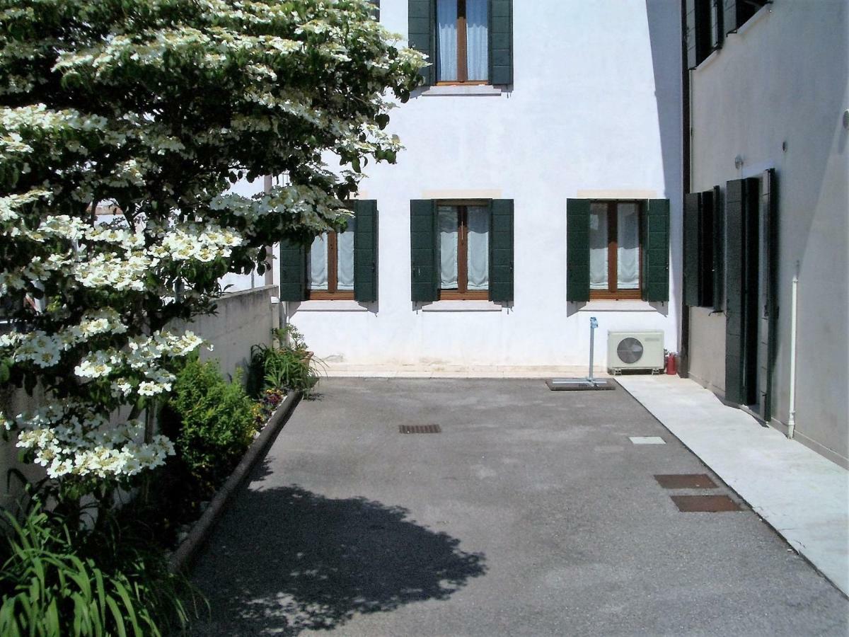 Mamma Mia On Ground Floor With Private Parking Tv-Venice 트레비소 외부 사진